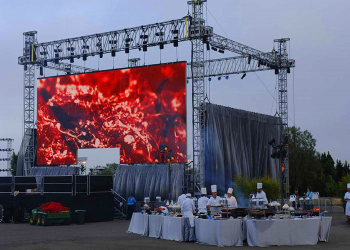 Super Slim Outdoor Rental LED Display P5.95 Ruchoma ściana wideo LED 1/7 Scan Driving dostawca