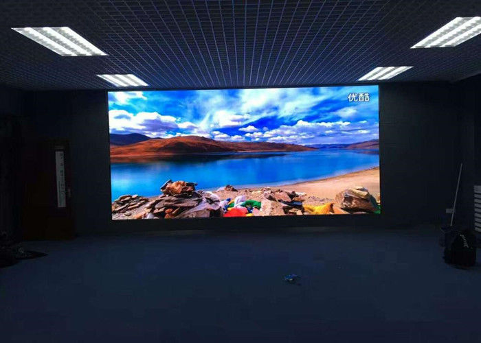 Chiny Hotel Lobby P4 Reklama wewnętrzna LED, 400W LED Video Panele 4m View Distance fabryka